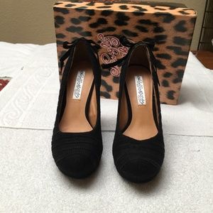 Naughty Monkey Tight Rope wedge